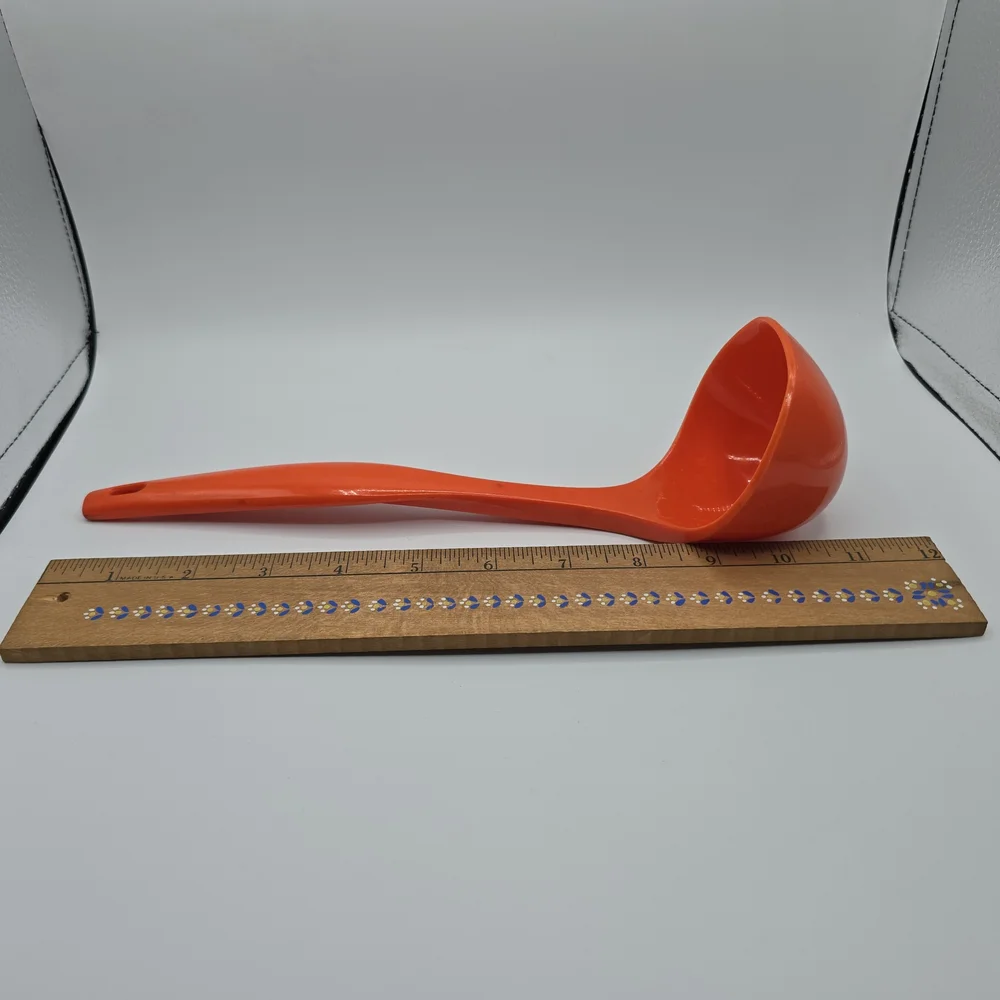 Vintage Fesco 4071 Orange Hard Plastic Ladle 11